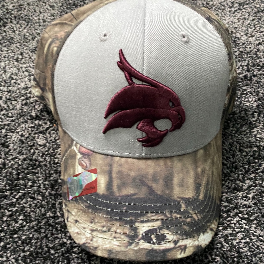 Texas State Bobcats Camo Adjustable Hat Mossy Oak NWT